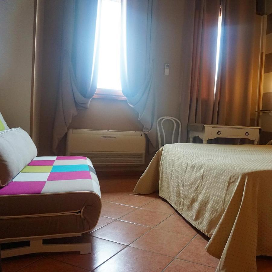 Agriturismo&Agricamping Serena Pastrengo Bagian luar foto